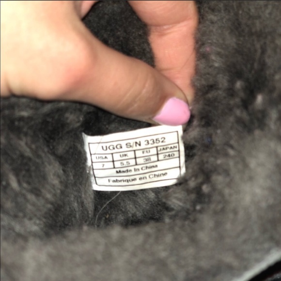 UGG Grey Mini Bailey Boot With Button - Picture 4 of 8